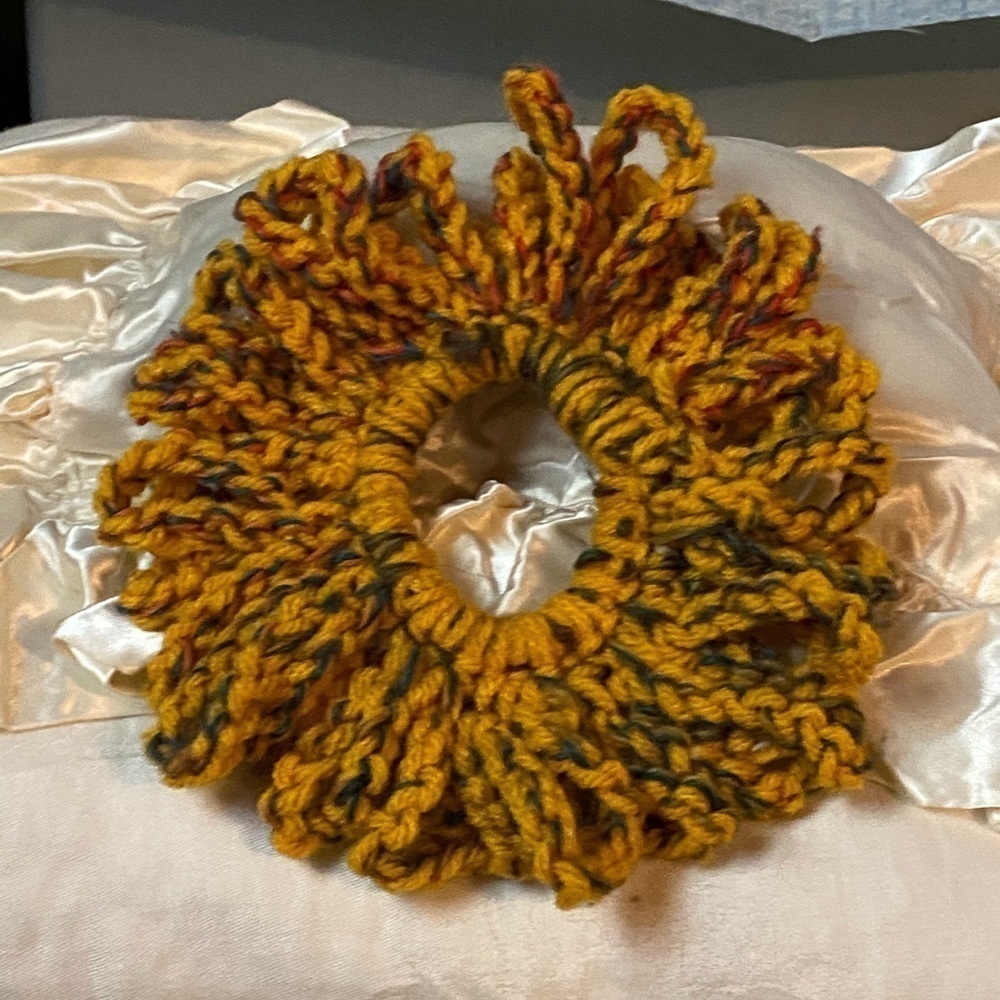 🌟 2 FOR 12 🌟 EXTRA LARGE SCRUNCHIE FANTASTIC FOR SPORTS MALE OR FEMALE!